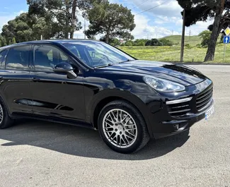 Porsche Cayenne – samochód kategorii Premium, Luksusowy, SUV na wynajem w Gruzji ✓ Bez Depozytu ✓ Ubezpieczenie: OC, CDW, SCDW, FDW, Pasażerowie, Od Kradzieży, Bez Depozytu.