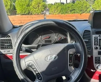 Hyundai Santa Fe 2013 do wynajęcia w Durres. Limit przebiegu nieograniczony.