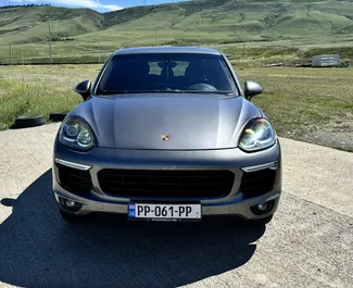 Silnik Benzyna 3,6 l – Wynajmij Porsche Cayenne w Tbilisi.