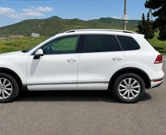Silnik Benzyna 3,6 l – Wynajmij Volkswagen Touareg w Tbilisi.