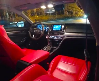Wynajmij Honda Accord 2022 w Azerbejdżanie. Paliwo: Benzyna. Moc:  KM ➤ Koszt od 97 AZN za dobę.