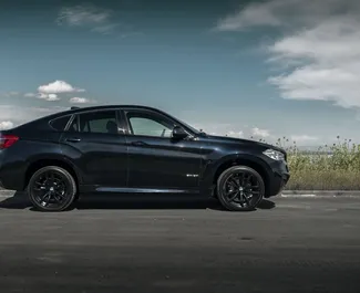 Wynajmij BMW X6 2021 w Gruzji. Paliwo: Benzyna. Moc: 306 KM ➤ Koszt od 230 GEL za dobę.
