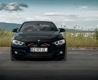 Wynajmij BMW 428i Gran Coupe 2013 w Gruzji. Paliwo: Benzyna. Moc: 245 KM ➤ Koszt od 180 GEL za dobę.