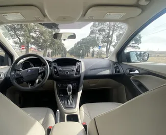 Ford Focus 2017 do wynajęcia w Tbilisi. Limit przebiegu 250 km/dzień.