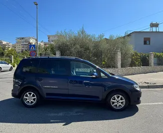 Wynajem samochodu Volkswagen Touran nr 16437 (Automatyczna) w Tiranie, z silnikiem 1,4l. Benzyna ➤ Bezpośrednio od Ira w Albanii.
