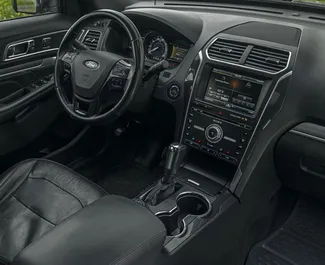 Ford Explorer 2018 – wynajem od właścicieli w Tbilisi (Gruzja).