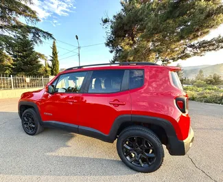 Silnik Benzyna 2,4 l – Wynajmij Jeep Renegade w Tbilisi.
