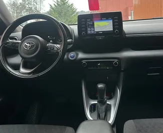 Silnik Hybryda 1,5 l – Wynajmij Toyota Yaris w Budvie.