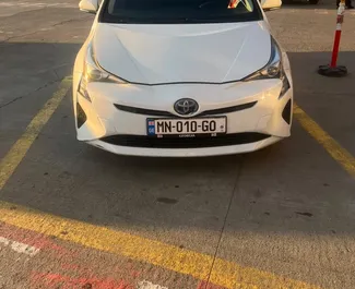Wynajem samochodu Toyota Prius nr 16591 (Automatyczna) w Tbilisi, z silnikiem 1,8l. Benzyna ➤ Bezpośrednio od Georgy w Gruzji.