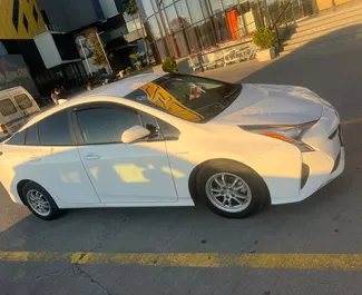 Wypożyczalnia Toyota Prius w Tbilisi, Gruzja ✓ Nr 16591. ✓ Skrzynia Automatyczna ✓ Opinii: 0.