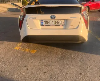 Silnik Benzyna 1,8 l – Wynajmij Toyota Prius w Tbilisi.