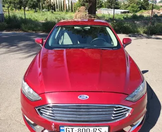 Ford Fusion Sedan – samochód kategorii Komfort na wynajem w Gruzji ✓ Bez Depozytu ✓ Ubezpieczenie: OC.