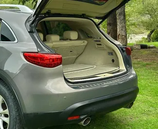 Infiniti QX70 – samochód kategorii Premium, Luksusowy na wynajem w Gruzji ✓ Bez Depozytu ✓ Ubezpieczenie: OC, SCDW, FDW, Pasażerowie, Od Kradzieży, Bez Depozytu.