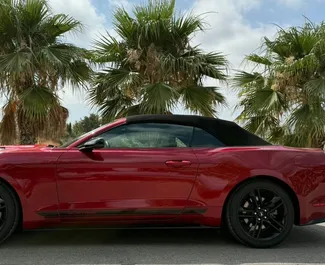 Silnik Benzyna 2,3 l – Wynajmij Ford Mustang Cabrio w Alicante.