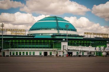 Wynajem aut na lotnisku Nur-Sultan w Astanie